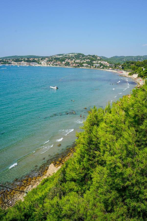Les Balcons De Bandol Centre Ville Avec Vue Mer Et Face A La Plage Luaran gambar