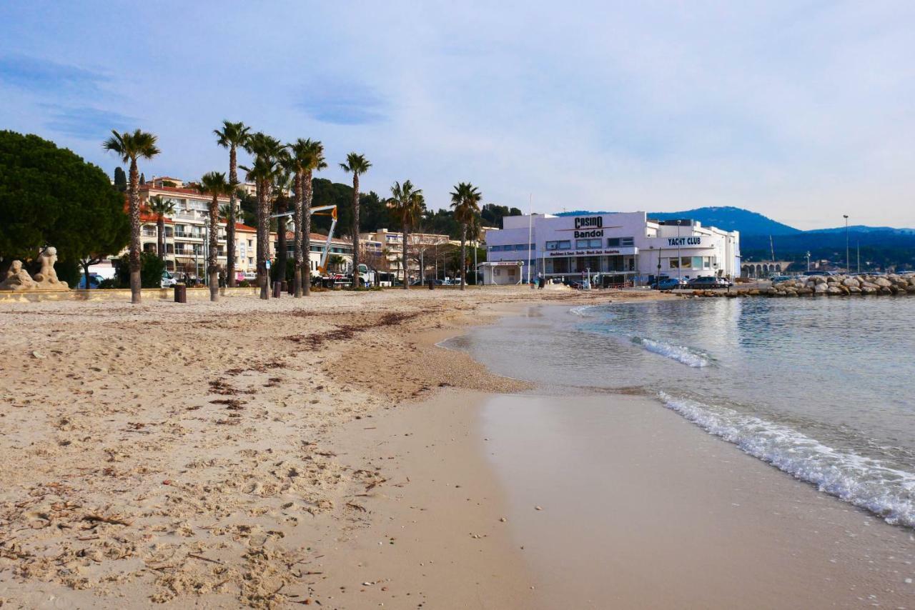Les Balcons De Bandol Centre Ville Avec Vue Mer Et Face A La Plage Luaran gambar